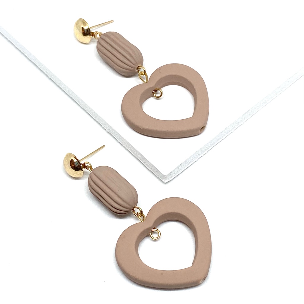 3/$30 Beige Cutout Heart Love Dangle Earrings D39